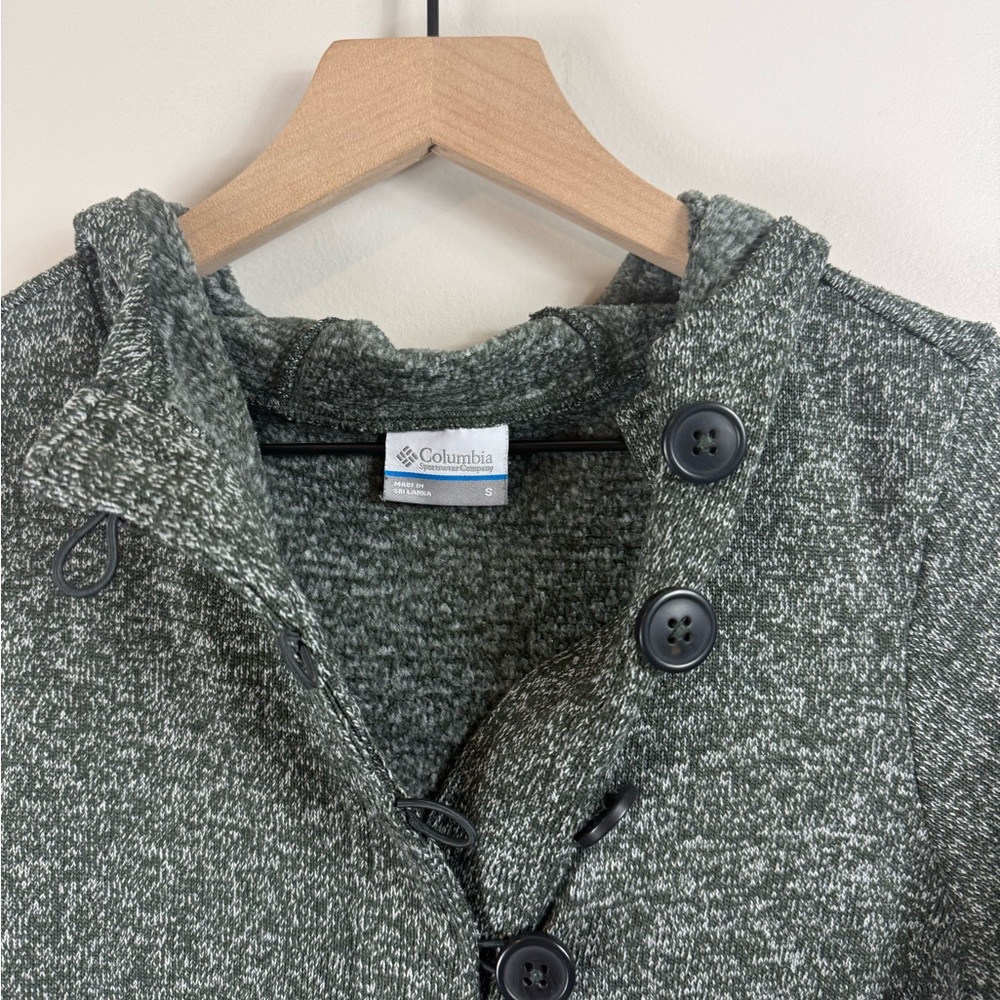 Columbia Pullover - Picture 5 of 7